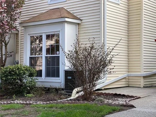 30 Olde Wagon Road, Warwick, NY 10990