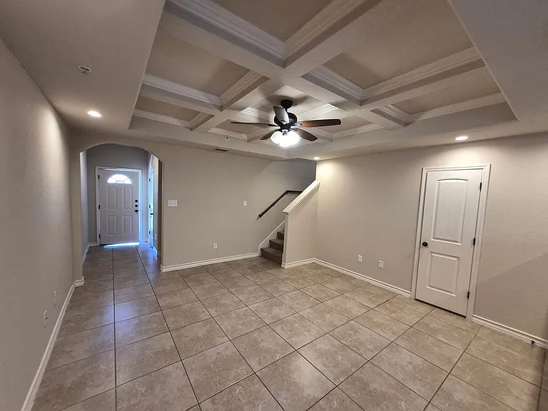 6618 Arancione Ave #103 — Photo 4