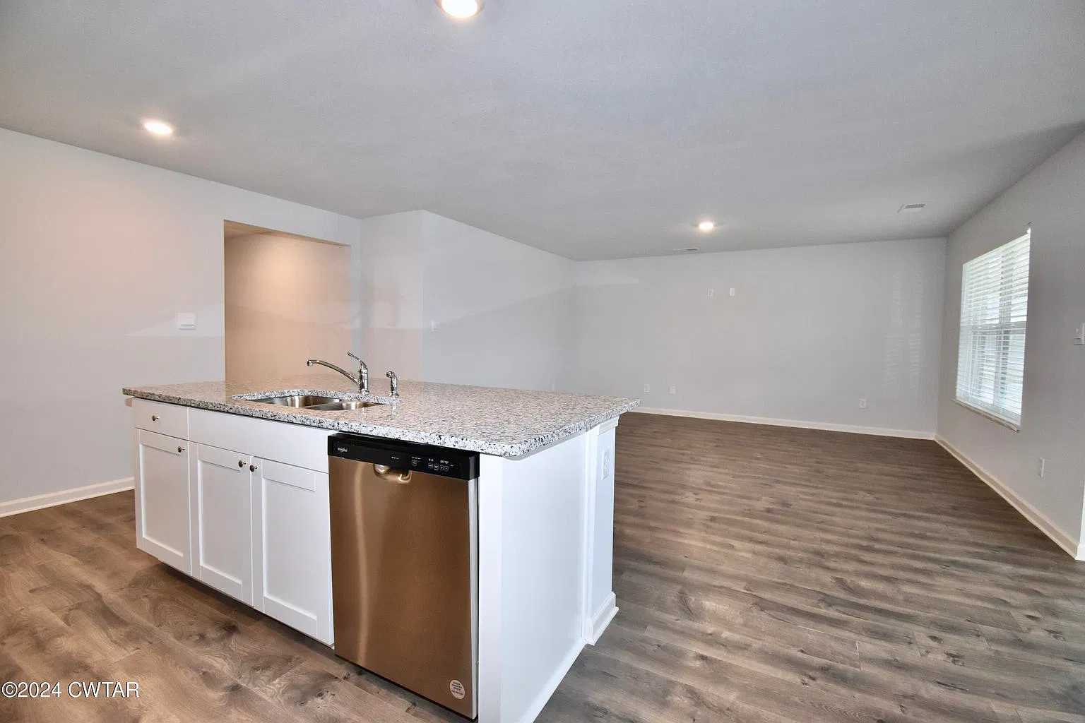 3 bed, 1618 sqft, $1,995 — Photo 4