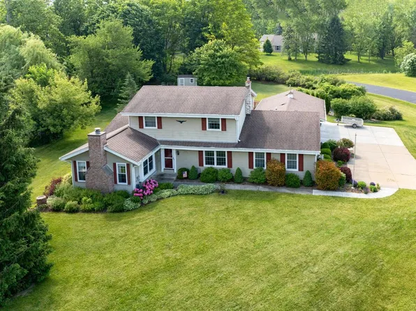 W255N9274 Tomahawk DRIVE, Lisbon, WI 53089