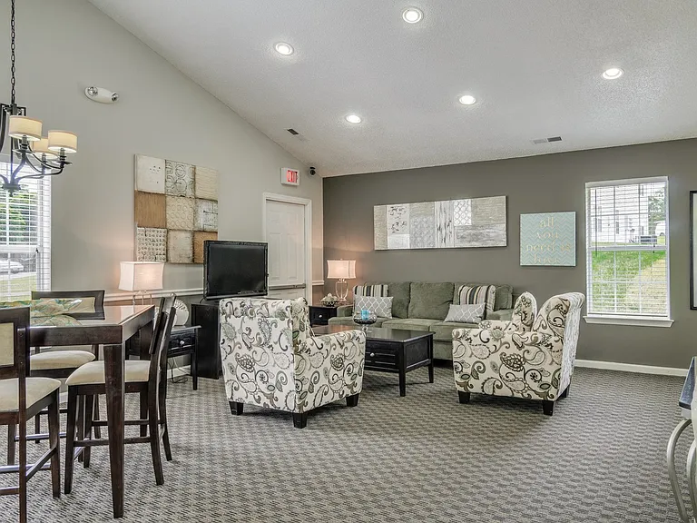 Soldiers Ridge Apartments — Photo 13