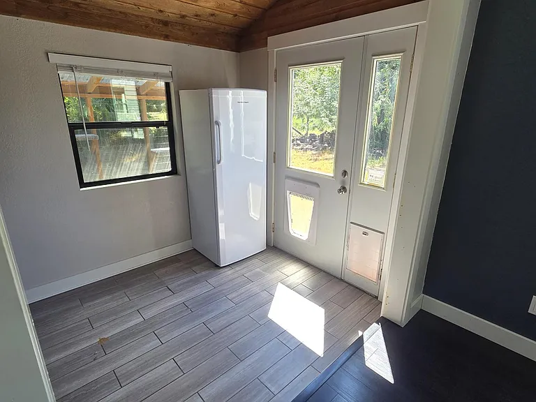 Flex room (off of dining room)
