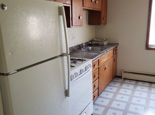 179 Charles St NE APT 1, Fridley, MN 55432