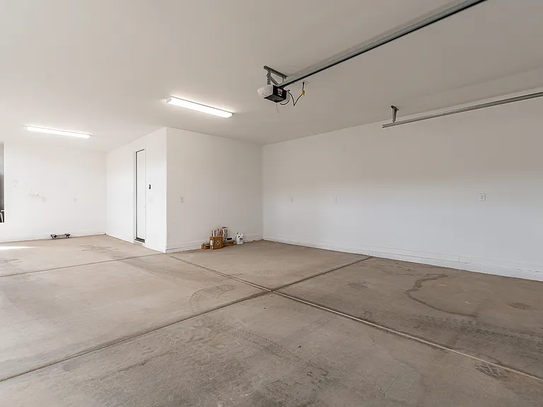 22268 N Risa Dr — Photo 42