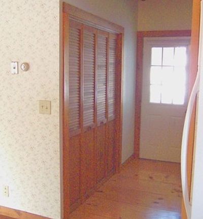 entrance closet