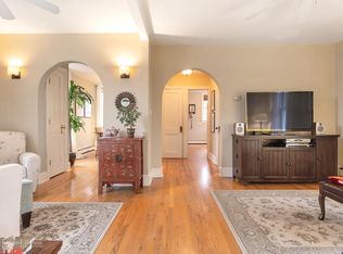 15 Nimitz St, Huntington, NY 11743