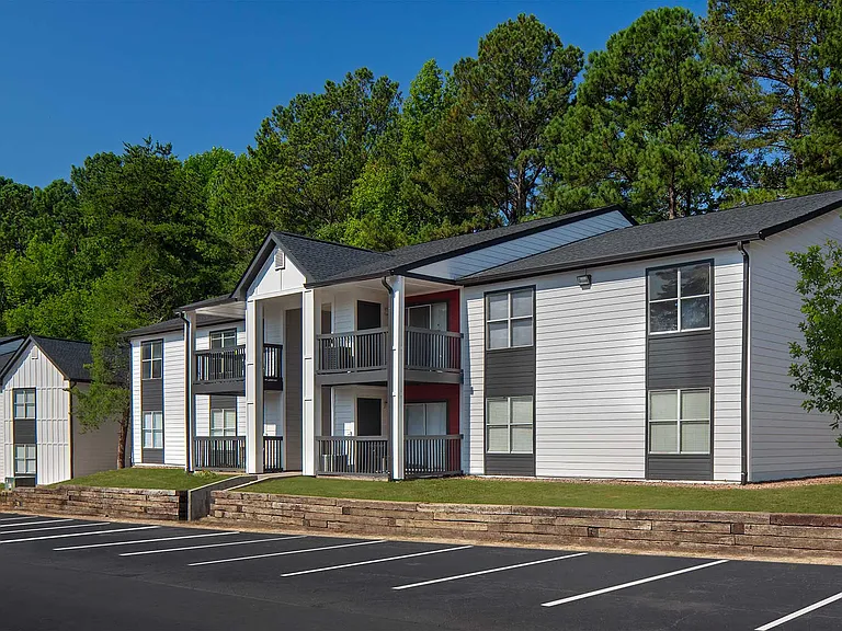The Oakley Apartments — Photo 16