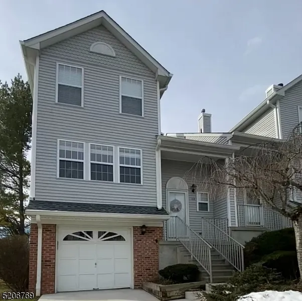 106 Kemper Ct photo 1