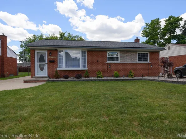 29661 Brown Ct, Garden City, MI 48135