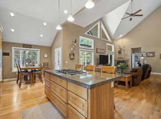 14234 Whitewater Loop, La Pine, OR 97739