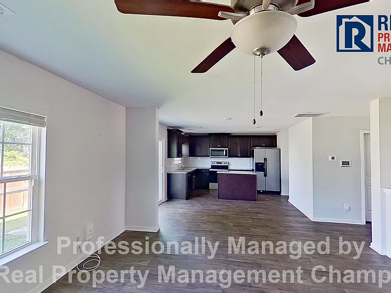 433 Ginger Dr — Photo 5
