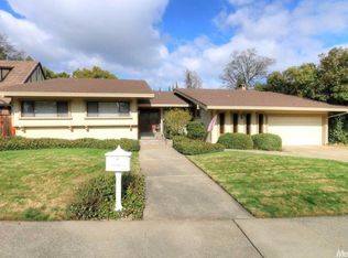 9213 Shady Tree Ct, Fair Oaks, CA 95628