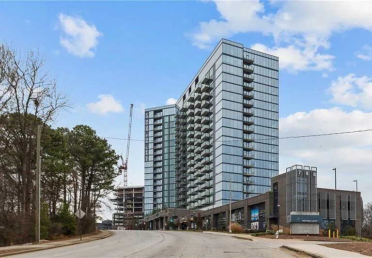 788 W Marietta St #806 — Photo 1
