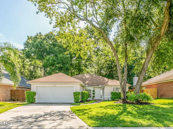 2517 CARRIAGE LAMP Drive, Jacksonville, FL 32246