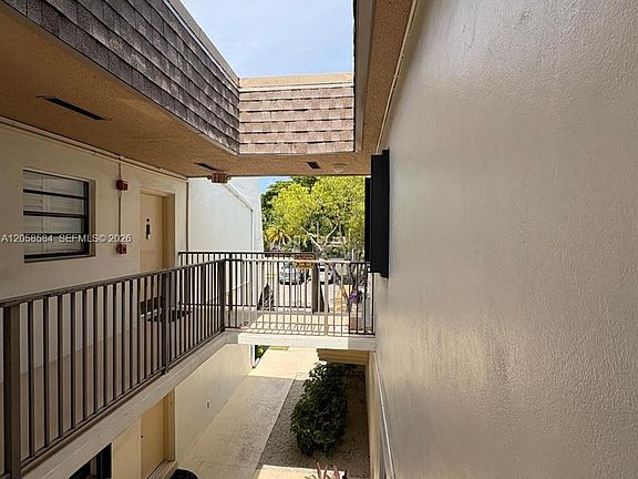 3rd image of 8261 SW 128th St APT 211