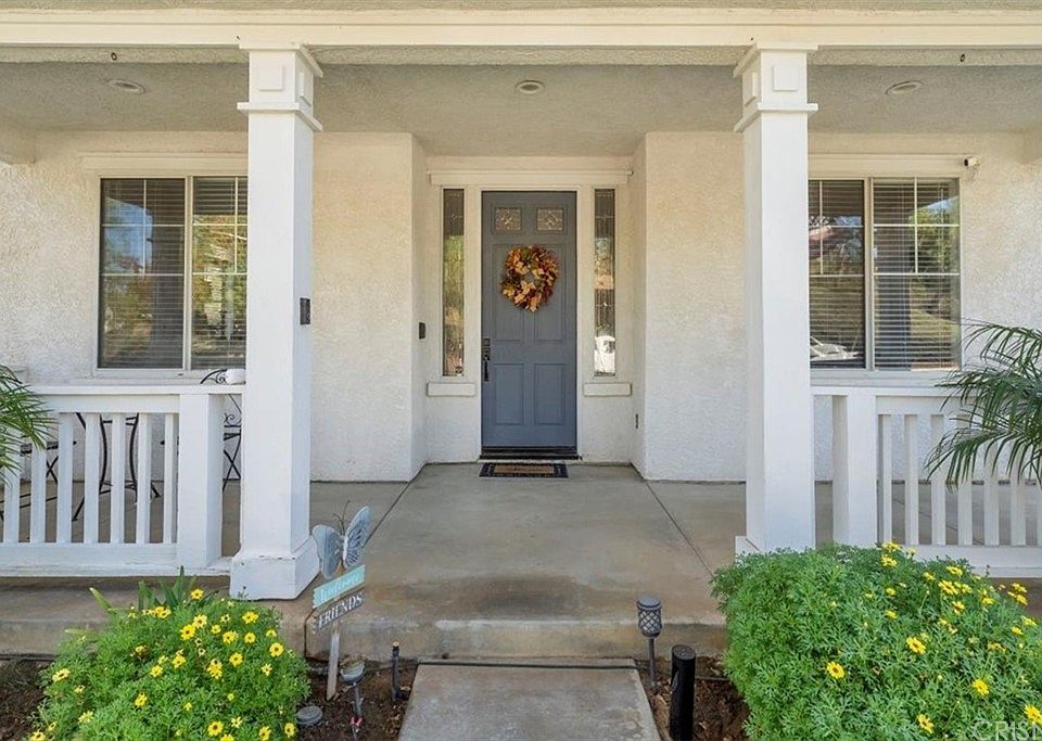 1st image of 1220 King Palm Dr