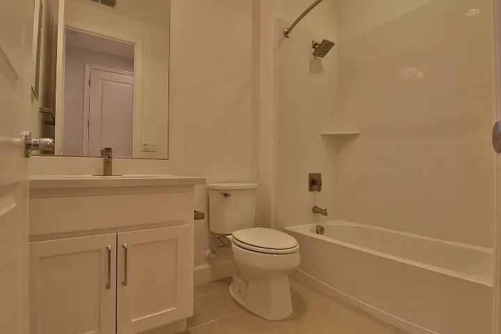 5838 W Las Positas Blvd — Photo 27