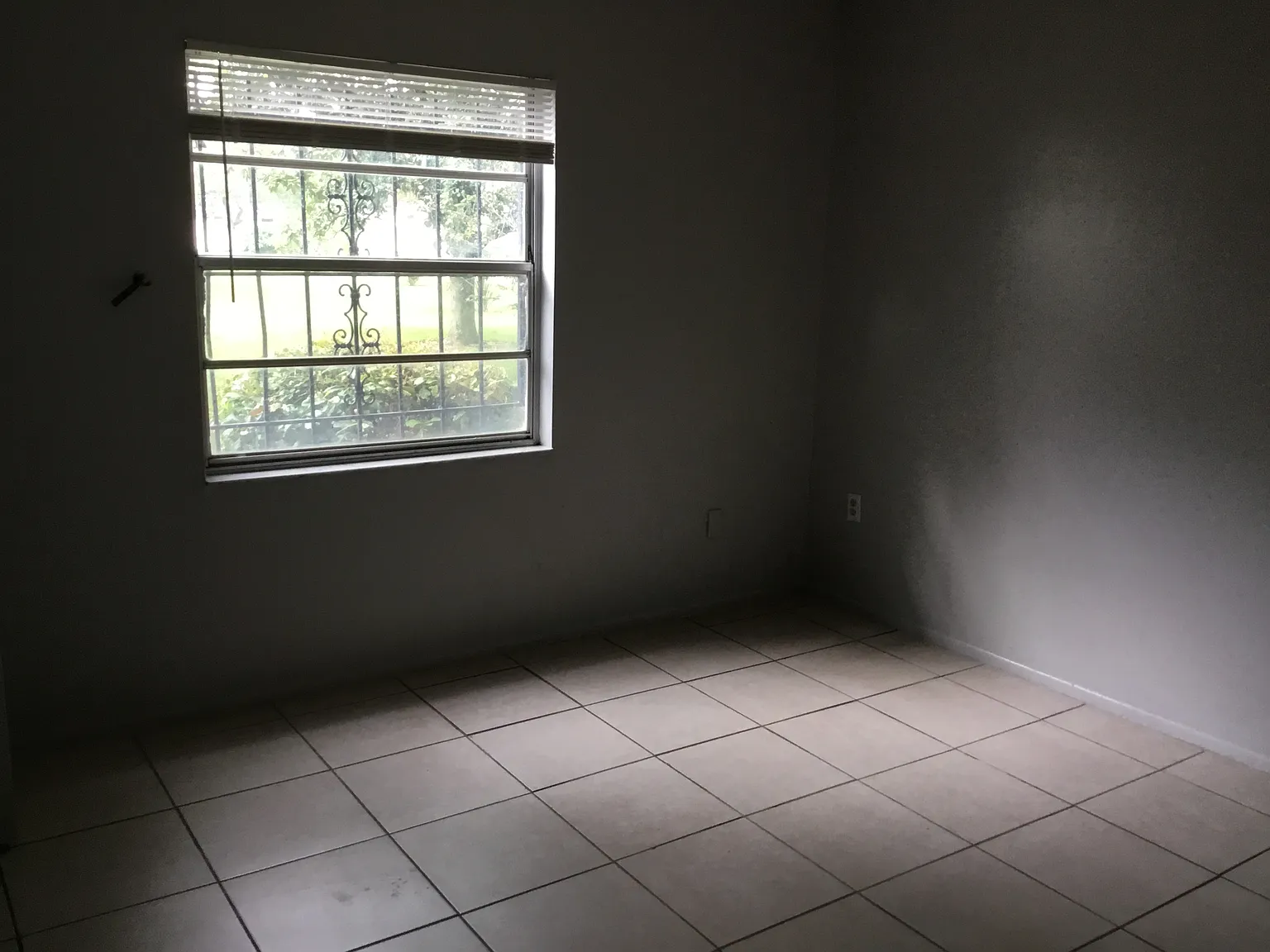 1 bed, 650 sqft, $1,100 — Photo 2