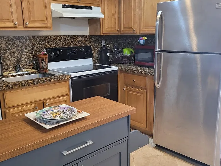 510 NE 17th Ave #105 — Photo 6