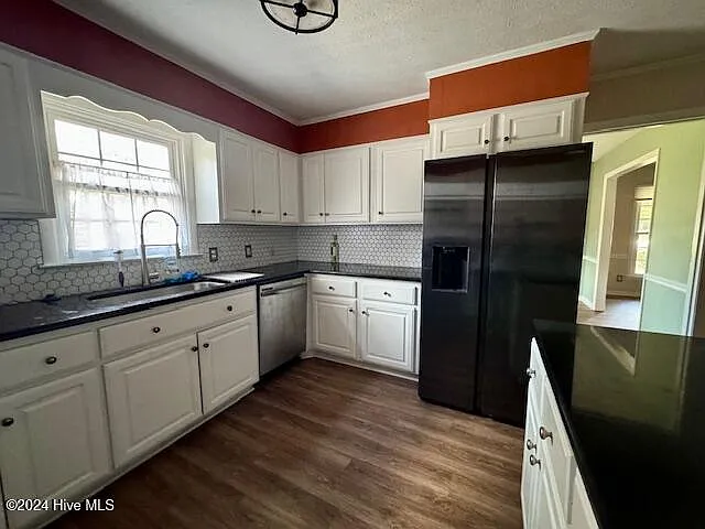 1003 Robinwood Rd — Photo 9