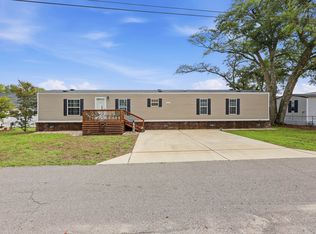818 Wayne St., North Myrtle Beach, SC 29582