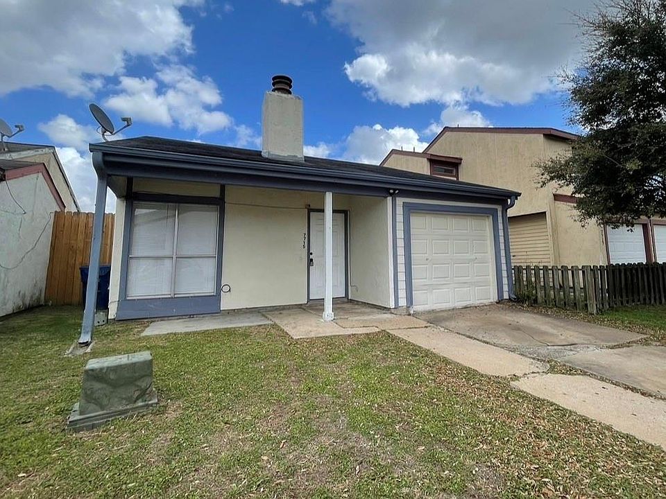 1st image of 7715 Rolling Ridge Dr