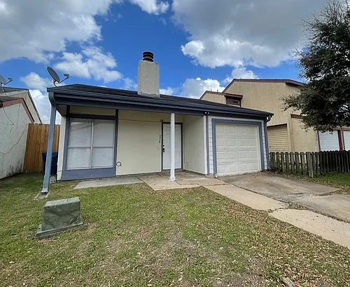 7715 Rolling Ridge Dr Photo 1