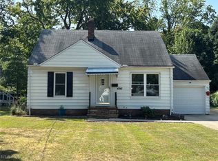 4742 Anderson Rd, South Euclid, OH 44121
