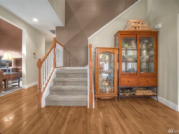 4th image of 2910 145th Avenue Ct E