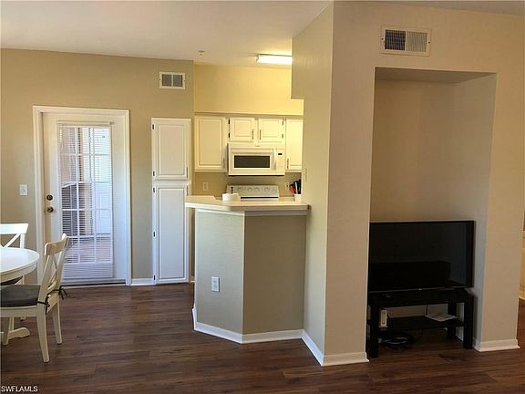 5th image of 23640 Walden Center Dr APT 202