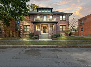 8019 Third, Detroit, MI 48202