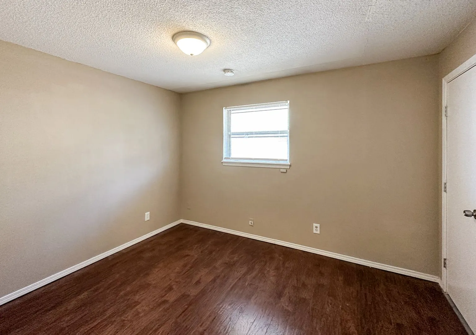3 Bed 2 Bath in the Heart of Moore! — Photo 4
