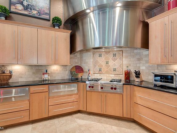 5th image of 1245 S Larkspur Ct
