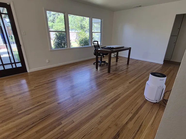 939 Mesa Ct — Photo 5
