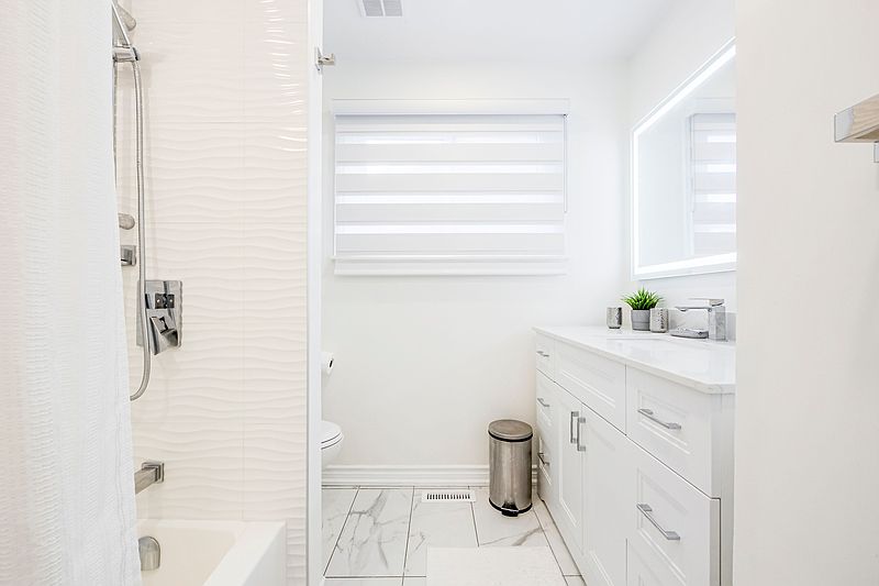 Toronto House for rent - 4 Bedrooms — photo 26
