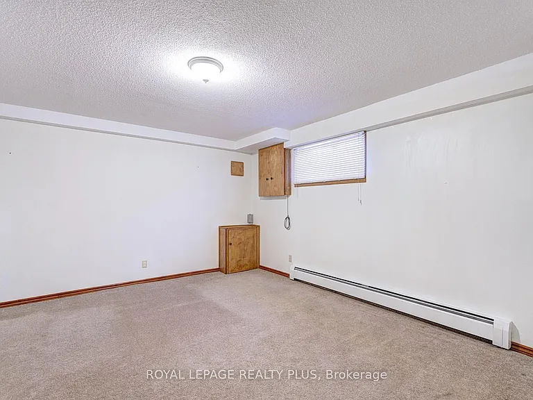11 Ranwood Dr — Photo 3