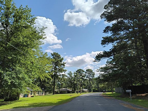 4th image of 6752 Bolinger Dr