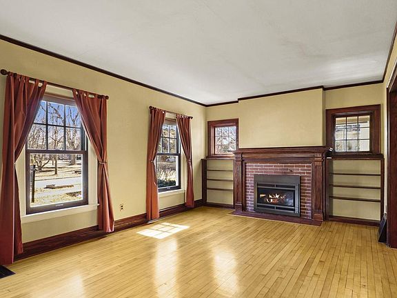 4th image of 30 Virginia Terrace