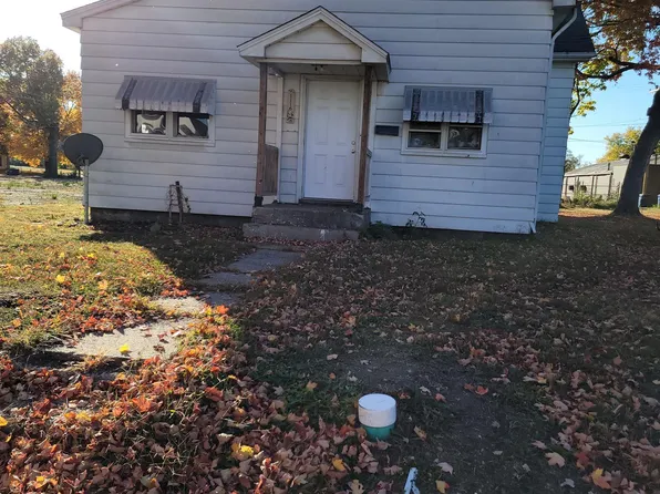 1116 N 8th St, Terre Haute, IN 47807