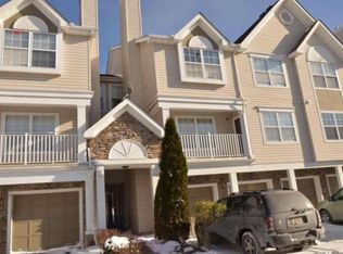 13 Edinburgh Ct #E13, Edison, NJ 08820