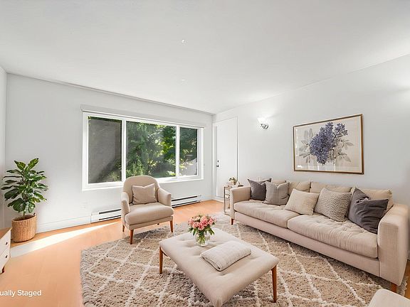 5th image of 3883 Laurel St #204