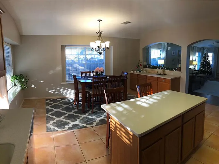 4717 Norman Trl — Photo 4