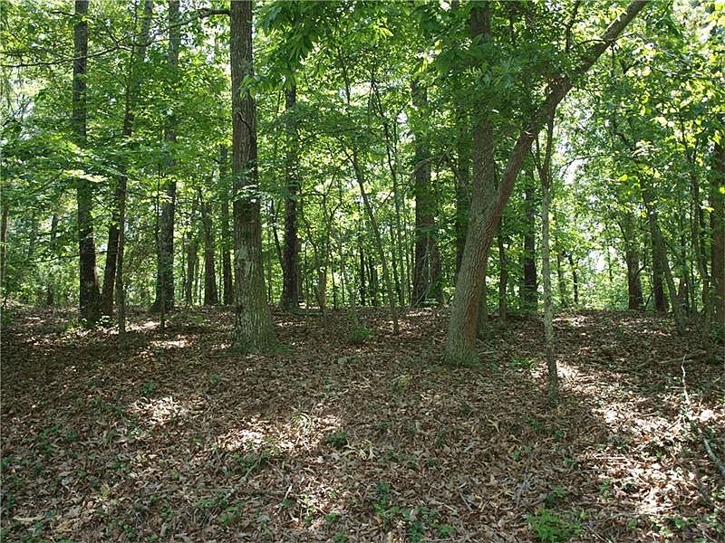 1st image of 631 Town Creek Dr