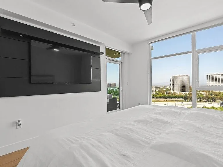 3141 Michelson Dr #1503 — Photo 17