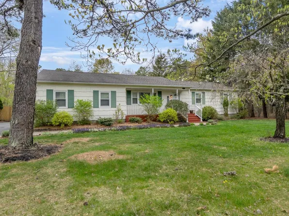 120 Helme Avenue, Miller Place, NY 11764