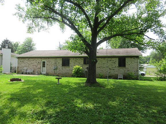 2nd image of 5392 Burgundy Pl