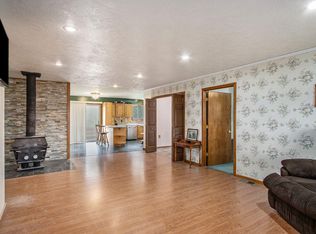 58316 Butcher Rd, Lawrence, MI 49064