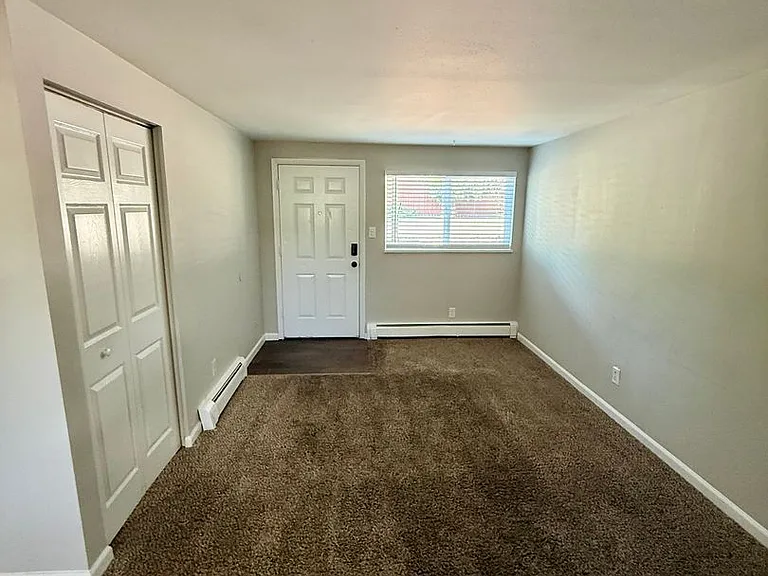 4413 Forrest Hill Rd — Photo 28