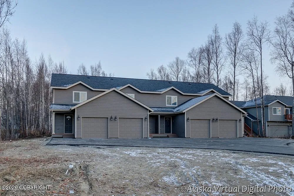 2 bed, 1.5 bath, 1200 sqft, $1,795 — Photo 1