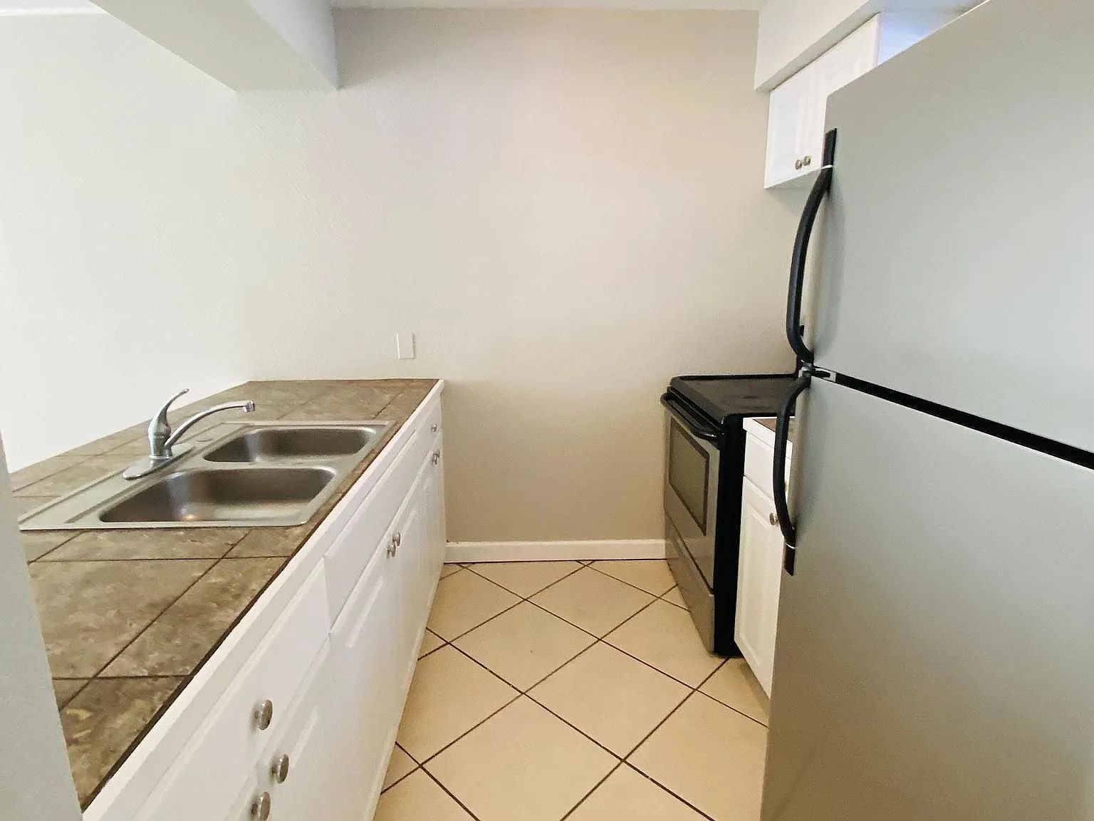 2 bed, 800 sqft, $1,495 — Photo 2